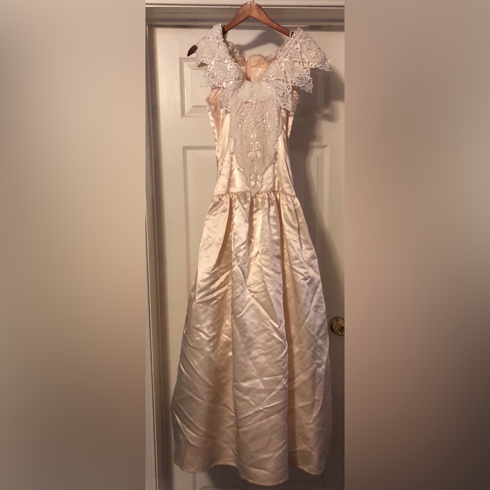 Vintage Jessica McClintock for Gunne Sax pale pink dress. Size 7/8.